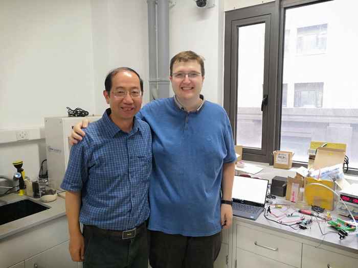 Thierry Slot & prof. Hualong Xu